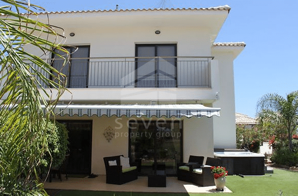 FOUR BEDROOM HOUSE FOR SALE IN PERVOLIA